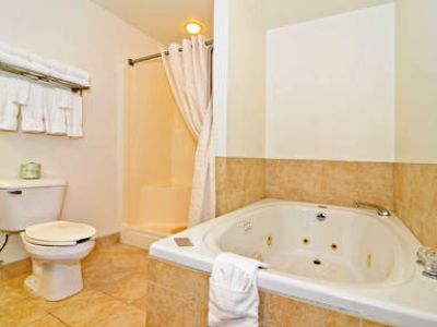 Western Gas Hotel 3*